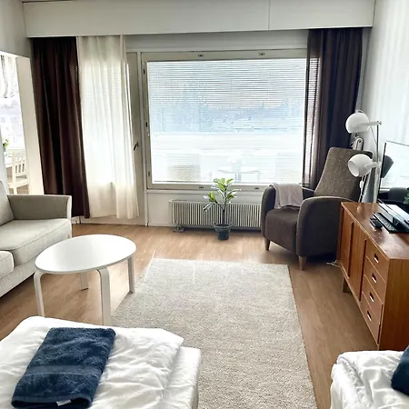 Tilava Kt Yksioe, Lasitettu Parveke