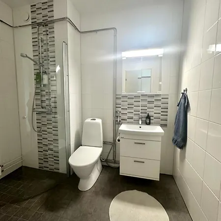 Apartment Tilava Kt Yksioe, Lasitettu Parveke