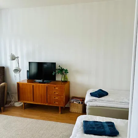 Tilava Kt Yksioe, Lasitettu Parveke Apartment *